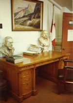 Photo of Cornelius Van Horne's desk at CP Archives.